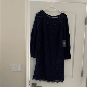 NEW Vince Camuto Navy Lace Long-Sleeve Shift Dress